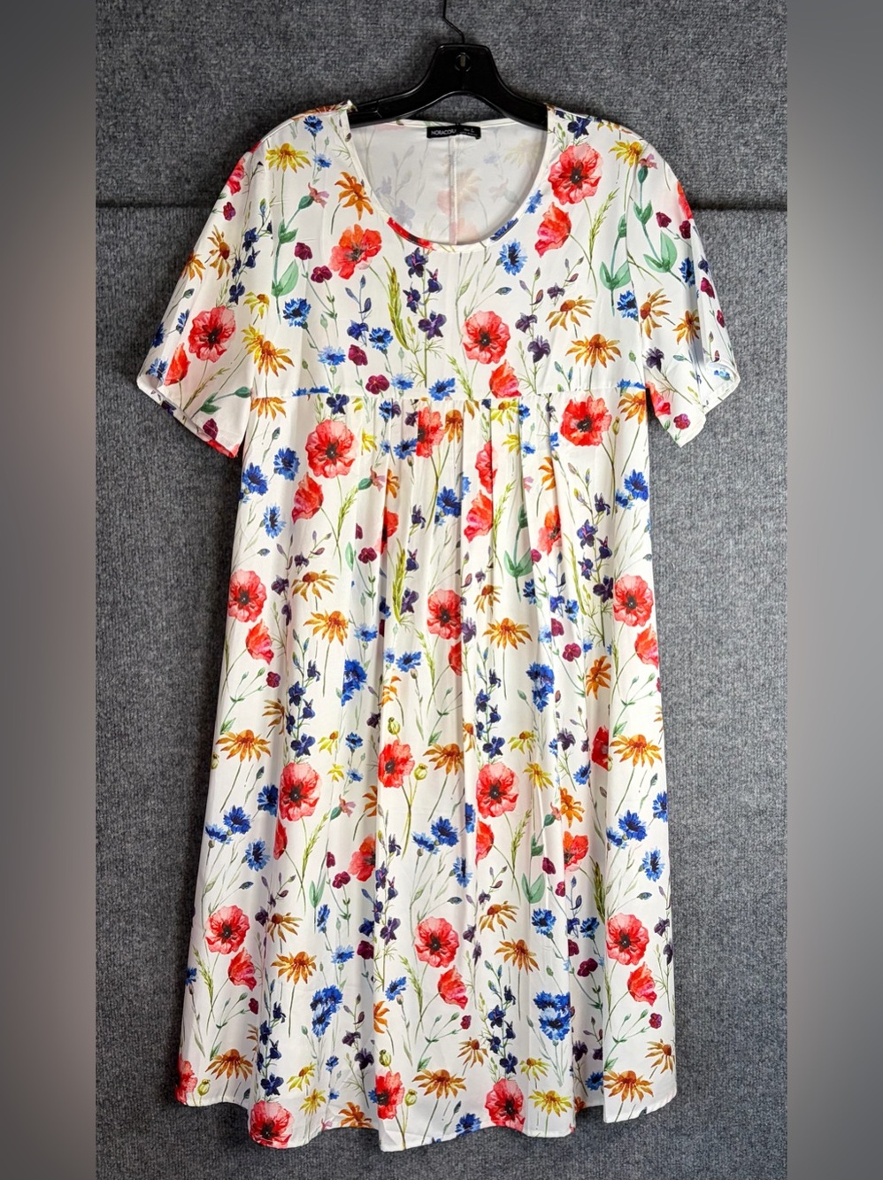 Floral Scoop-Neck Midi Dress in White